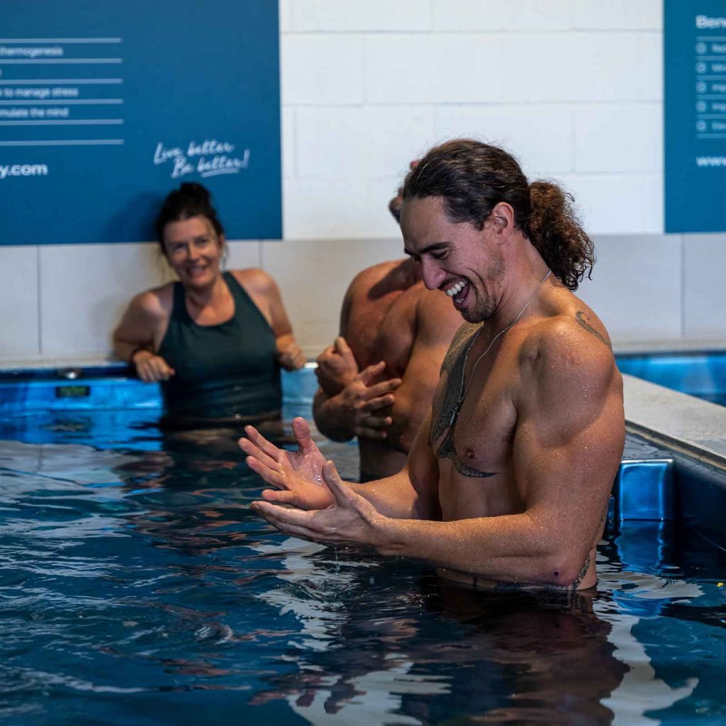 การฟื้นฟูร่างกายและการป้องกันการบาดเจ็บในนักว่ายน้ำนิวซีแลนด์