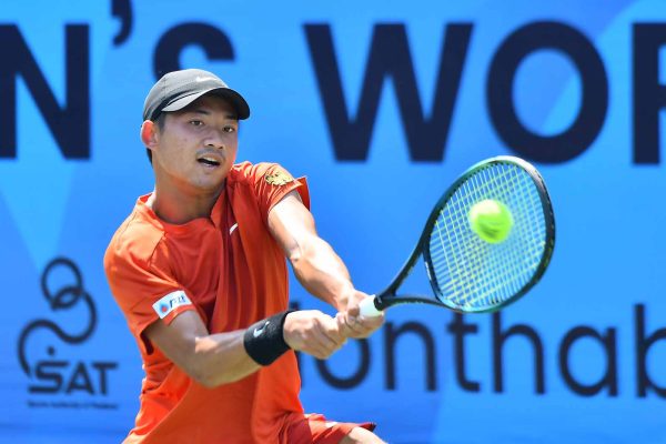 การแข่งขันเทนนิสระดับอาชีพที่จัดขึ้นในประเทศญี่ปุ่น ประเทศญี่ปุ่นถือเป็นหนึ่งในศูนย์กลางสำคัญของวงการเทนนิสในทวีปเอเชีย