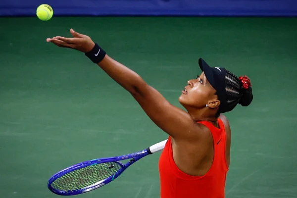 การพัฒนาทักษะเสิร์ฟและการตี Topspin ของนักเทนนิสญี่ปุ่น